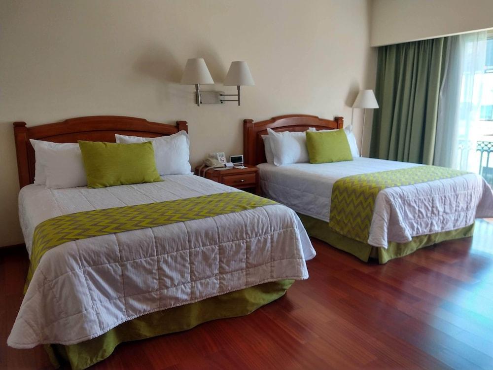 Hotel Villa Florida 푸에블라 외부 사진